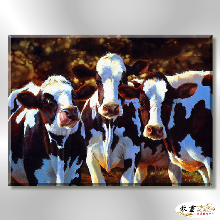 牛09 純手繪 油畫 橫幅 白咖 中性色系 動物 大自然 藝術畫 掛畫 生肖 客廳 裝潢 室內設計